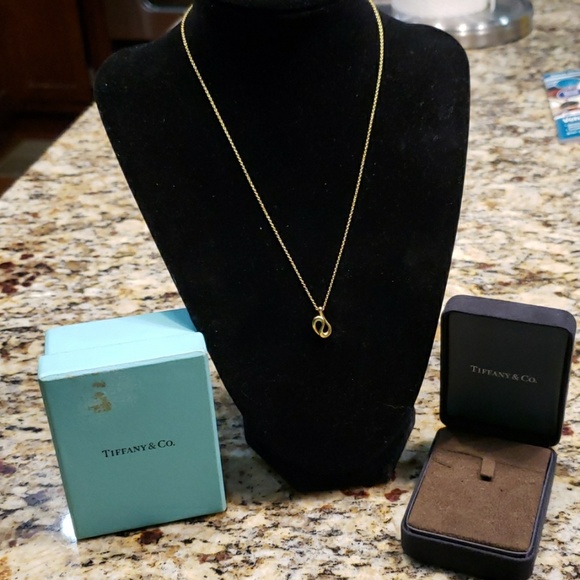 Tiffany & Co. Jewelry - Genuine Tiffany and Company 18K gold Peretti neckl